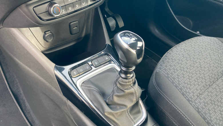 Vauxhall Crossland 1.2 Turbo Design 5dr Petrol Hatchback